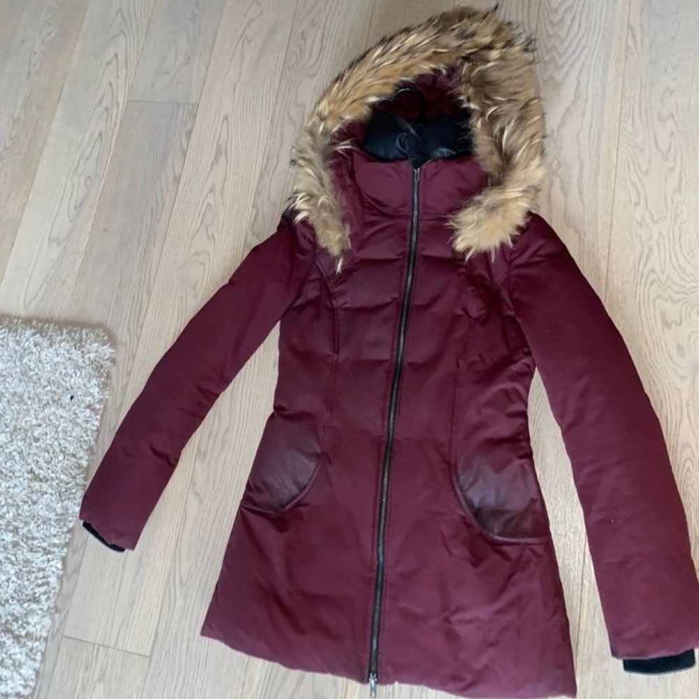 Soia and Kyo coat